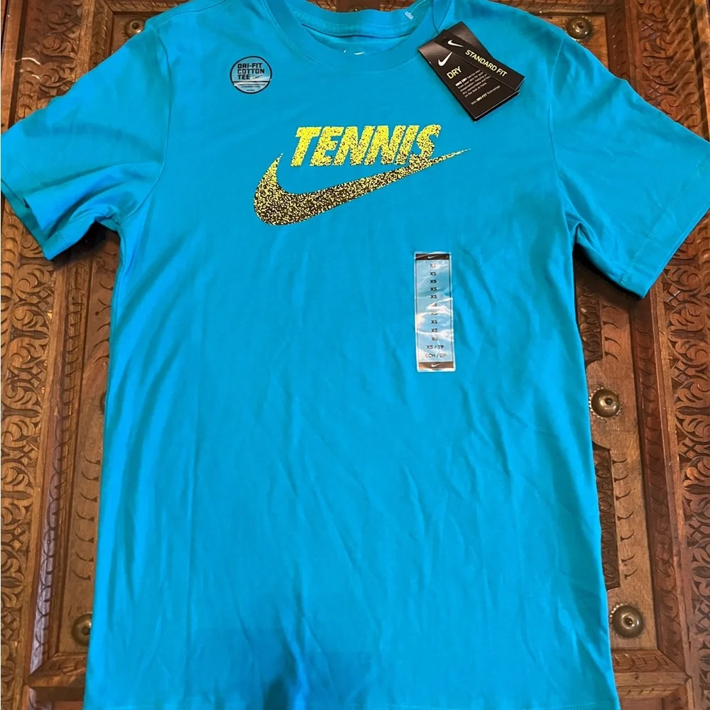 NWT Nike Dri-Fit Turquoise Tennis Tee with Yellow Graphic Mens Sz XS